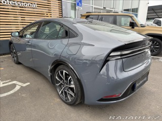 Toyota Prius 2,0 PRESTIGE 2024
