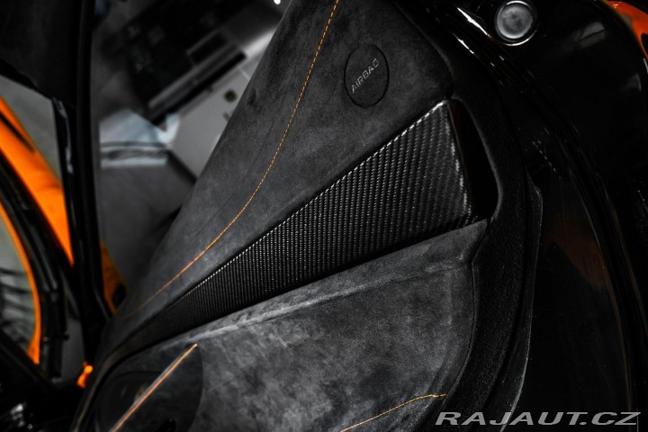 McLaren 765LT LIFT/B&W/MSO/CARBON/B 2021