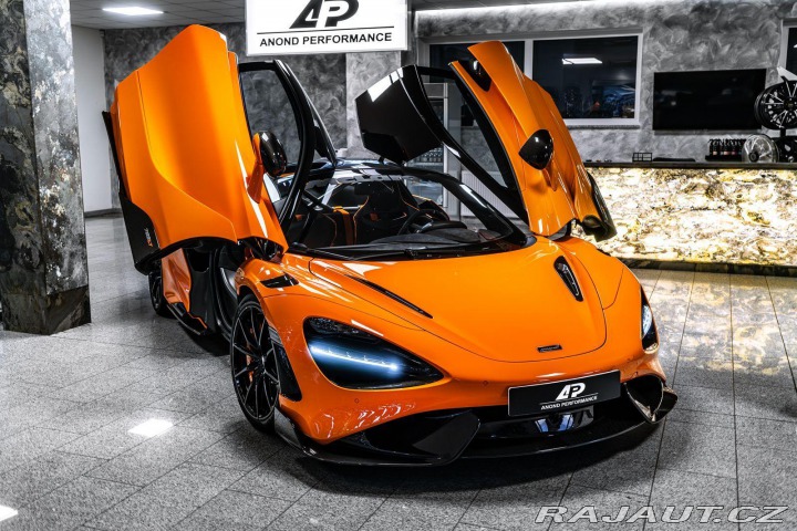 McLaren 765LT LIFT/B&W/MSO/CARBON/B 2021