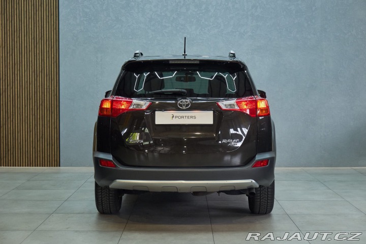 Toyota RAV4 2.2D 4x4 2015