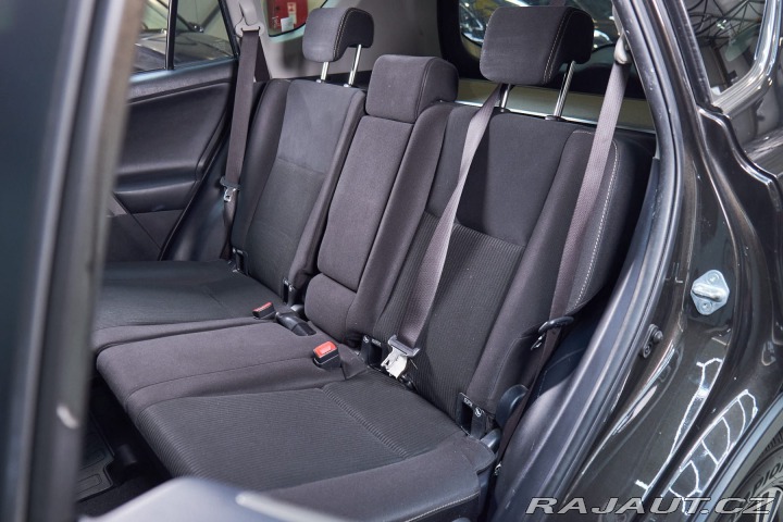 Toyota RAV4 2.2D 4x4 2015