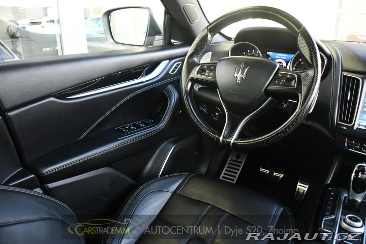 Maserati Levante 3.0D ČR Q4 H/K ACC VZDUCH 2018
