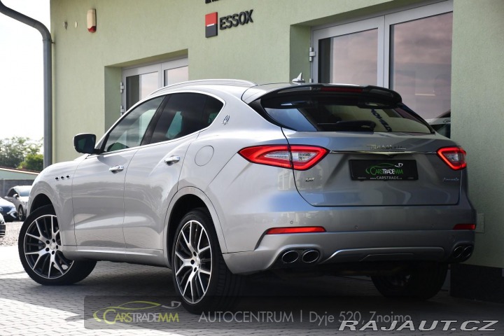 Maserati Levante 3.0D ČR Q4 H/K ACC VZDUCH 2018