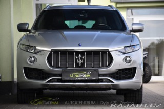 Maserati Levante 3.0D ČR Q4 H/K ACC VZDUCH 2018