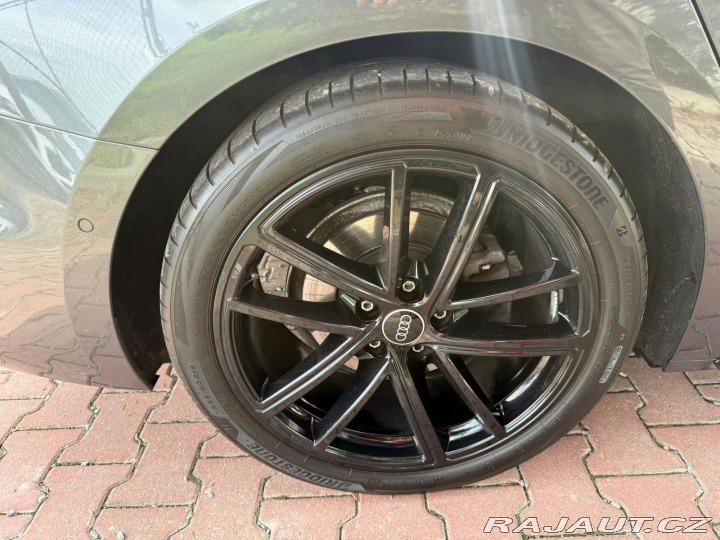 Audi A5  2025