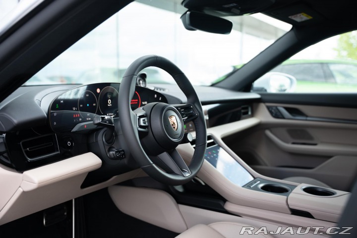 Porsche Taycan 2026
