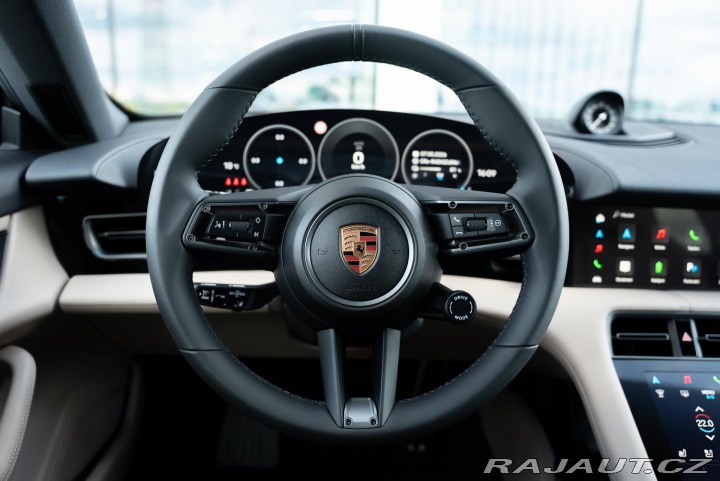Porsche Taycan 2026