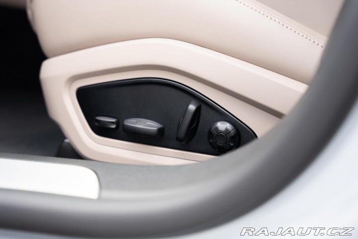 Porsche Taycan 2026