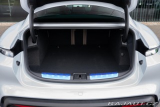 Porsche Taycan 2026