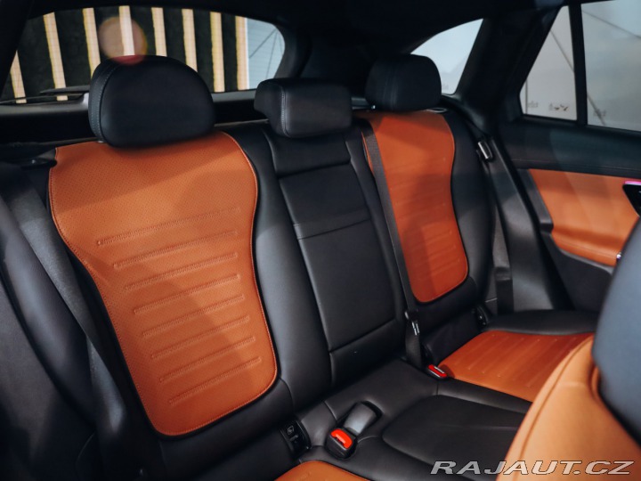 Mercedes-Benz GLC 300e 4Matic AMG 2023
