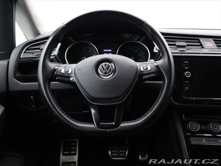 Volkswagen Touran 1,4 TSI 110kW DSG Sound 7 2017