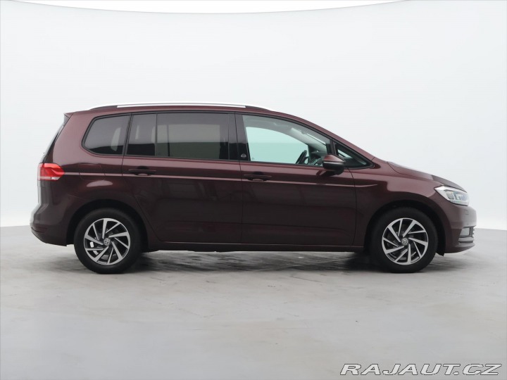 Volkswagen Touran 1,4 TSI 110kW DSG Sound 7 2017