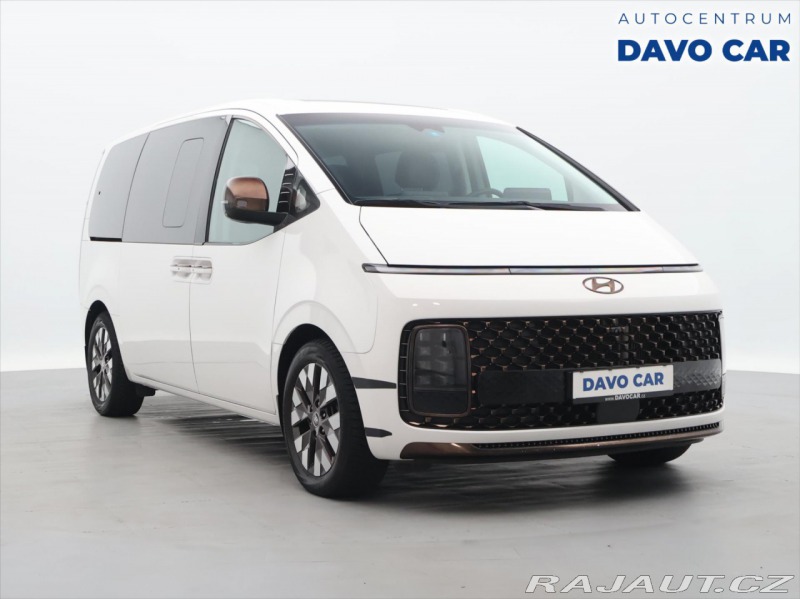 Hyundai Staria 2,2 CRDi 130kW Luxury 4x4