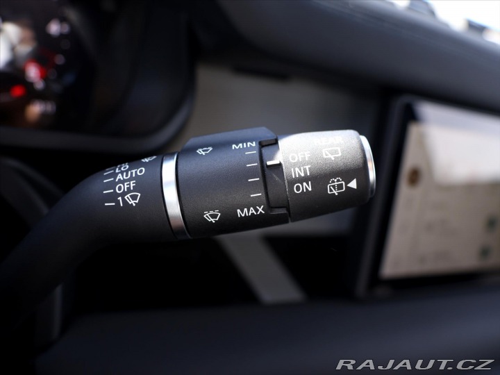 Land Rover Defender 3,0 D200 110 S 147kW CZ D 2024