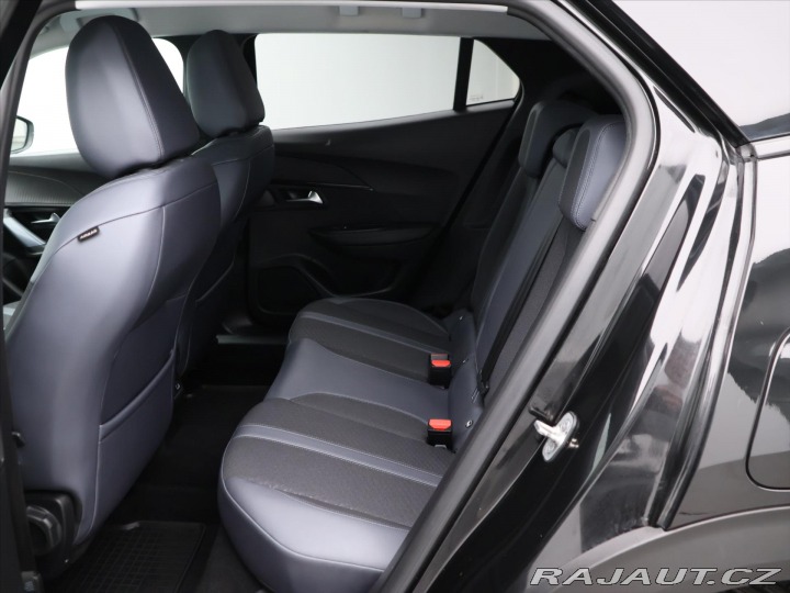 Peugeot 2008 1,2 PT 130k CZ Allure LED 2020