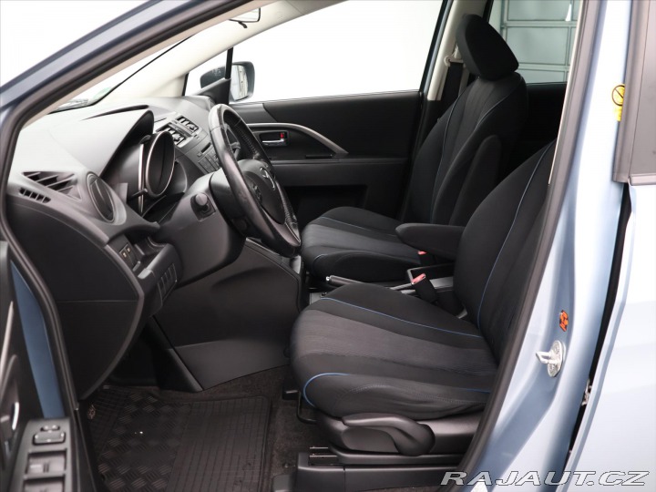 Mazda 5 2,0 i 110kW Center-Line X 2010