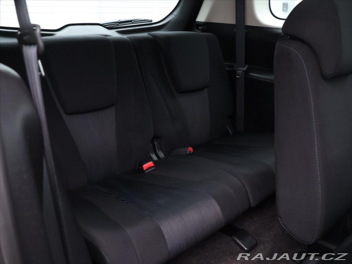 Mazda 5 2,0 i 110kW Center-Line X 2010