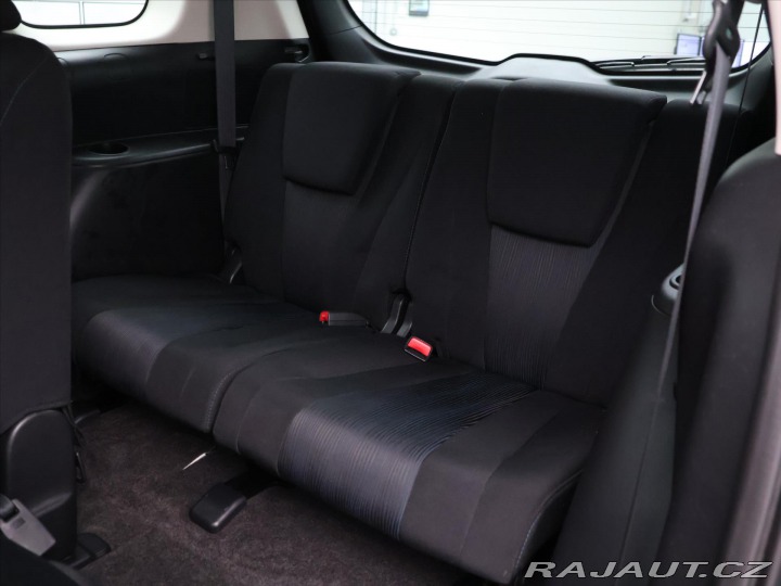 Mazda 5 2,0 i 110kW Center-Line X 2010