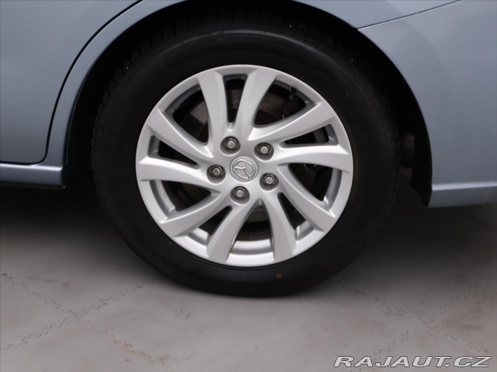 Mazda 5 2,0 i 110kW Center-Line X 2010