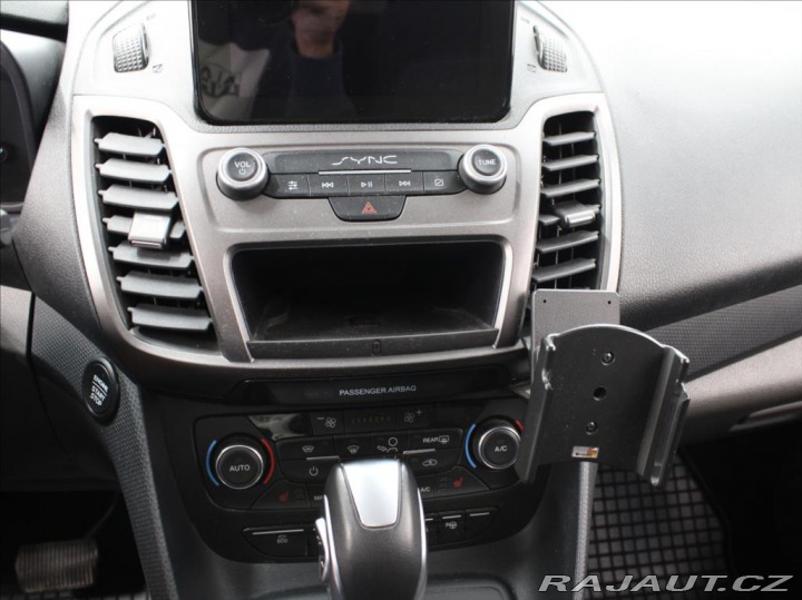 Ford Tourneo Connect 1,5 TDCi 88kW AT Active P 2021