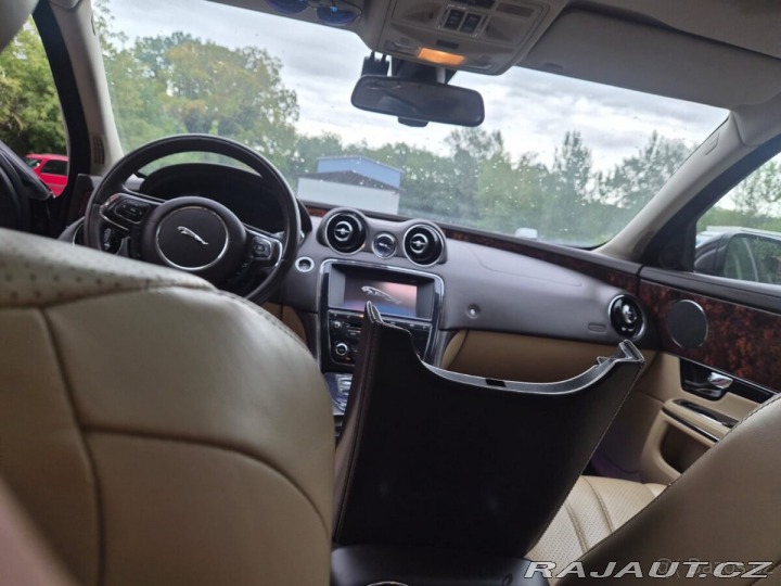 Jaguar XJ 3,0   X351 6V 2010