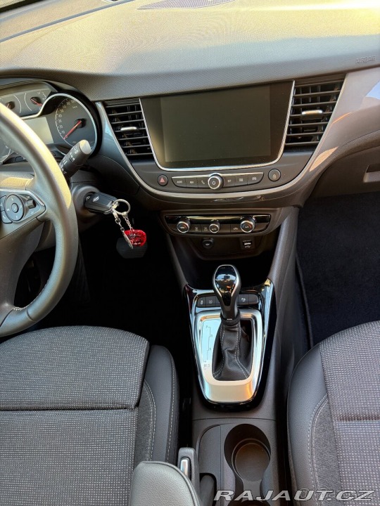 Opel Crossland 1,2   Turbo 130 k AT | 15 2024