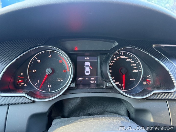 Audi A5 3,0 1800