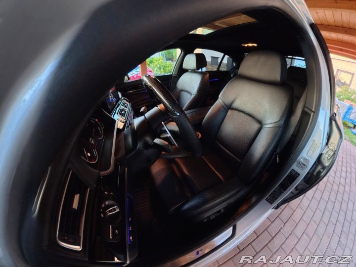 BMW 7 4,4 V8 TwinPower Turbo 2013