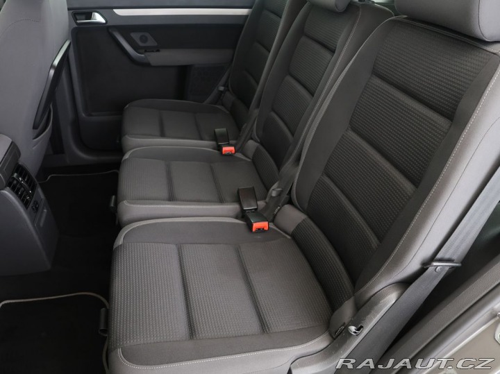 Volkswagen Touran 1.4TSi,103kW,Automat 2009