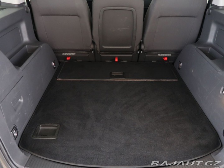 Volkswagen Touran 1.4TSi,103kW,Automat 2009