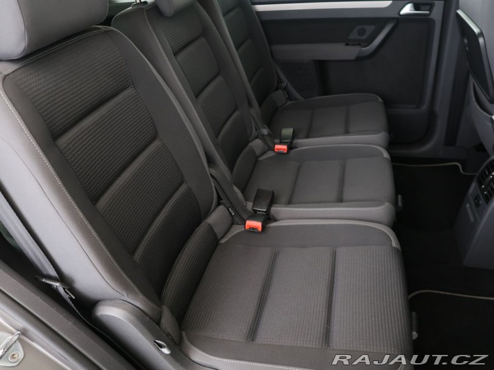 Volkswagen Touran 1.4TSi,103kW,Automat 2009