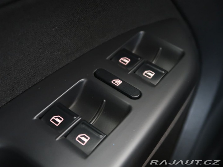 Volkswagen Touran 1.4TSi,103kW,Automat 2009