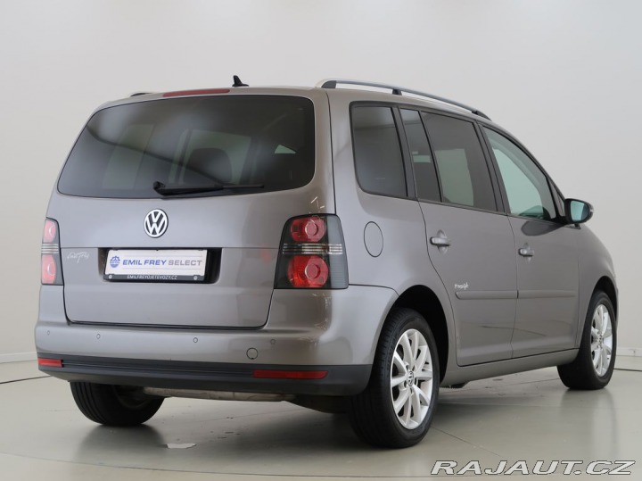 Volkswagen Touran 1.4TSi,103kW,Automat 2009