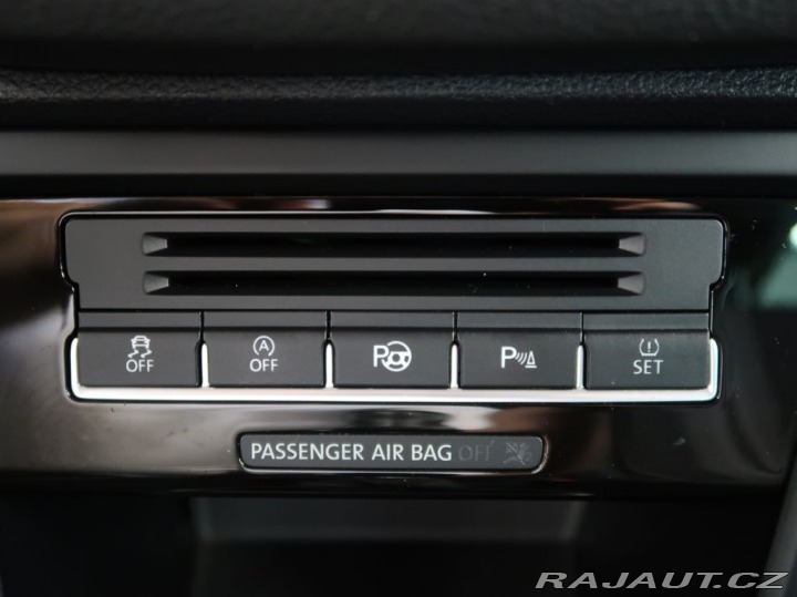 Volkswagen Sharan 2.0TDI,103kW,MT,Comfortli 2012