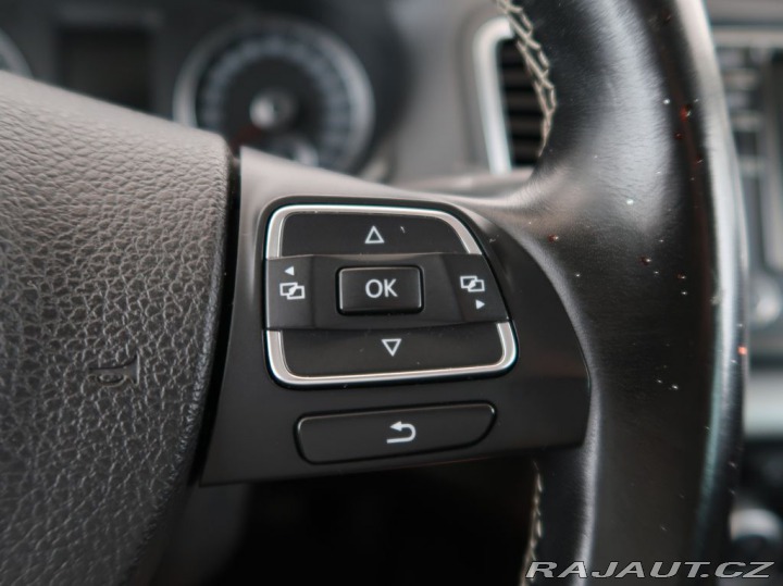 Volkswagen Sharan 2.0TDI,103kW,MT,Comfortli 2012