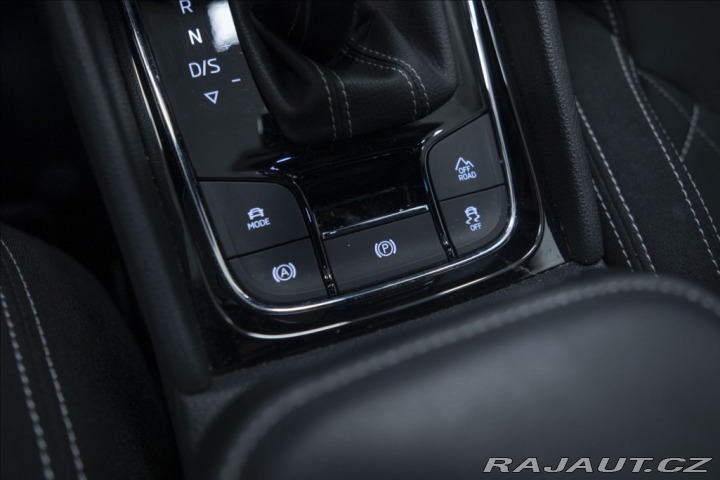 Škoda Karoq 2,0 TDI DSG 4x4 SPORTLINE 2020