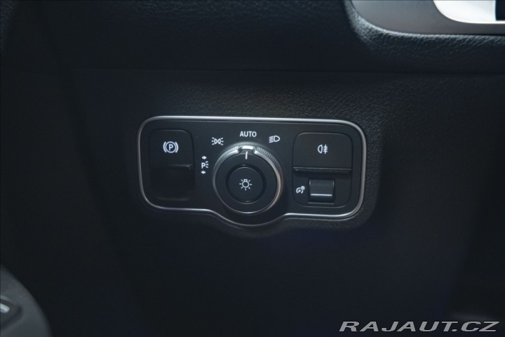Mercedes-Benz GLB 2,0 200d 4MATIC NAVI KAME 2023
