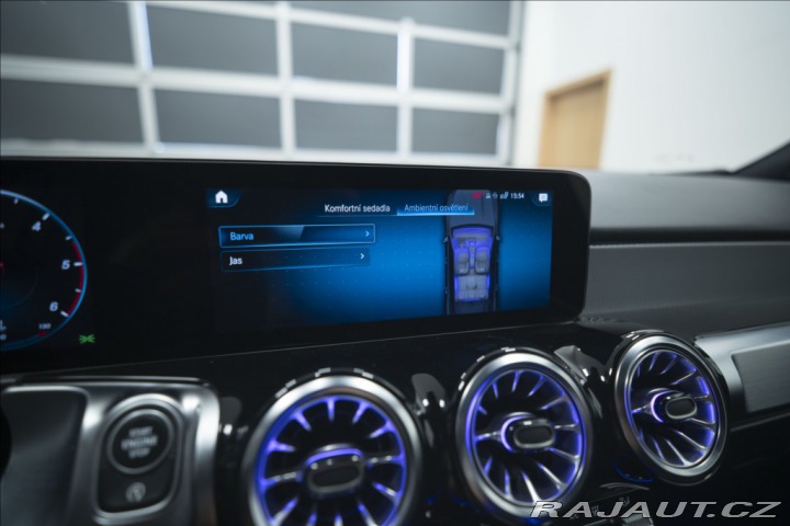 Mercedes-Benz GLB 2,0 200d 4MATIC NAVI KAME 2023