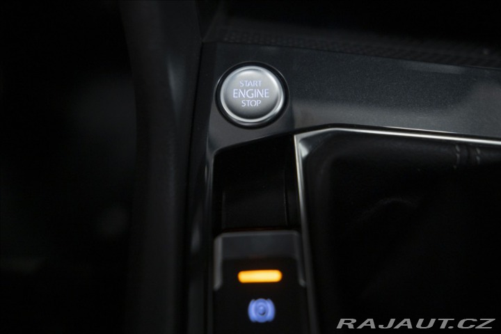 Volkswagen Tiguan 1,4 TSI DSG eHYBRID R-LIN 2022