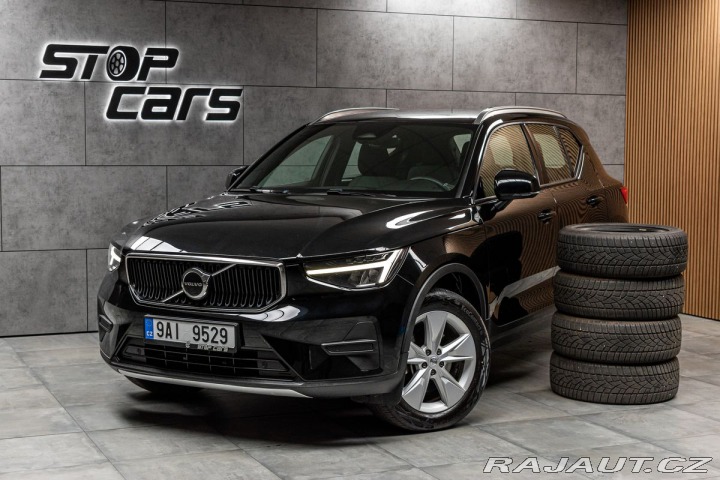 Volvo XC40 B4 CORE*145KW*ACC*ČR*DPH* 2022