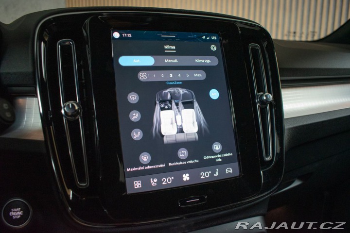 Volvo XC40 B4 CORE*145KW*ACC*ČR*DPH* 2022