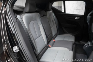Volvo XC40 B4 CORE*145KW*ACC*ČR*DPH* 2022