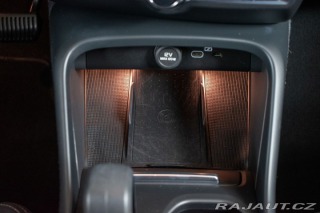 Volvo XC40 B4 CORE*145KW*ACC*ČR*DPH* 2022