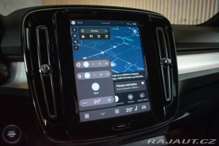 Volvo XC40 B4 CORE*145KW*ACC*ČR*DPH* 2022