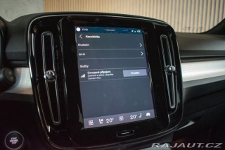 Volvo XC40 B4 CORE*145KW*ACC*ČR*DPH* 2022