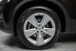 Volvo XC40 B4 CORE*145KW*ACC*ČR*DPH* 2022