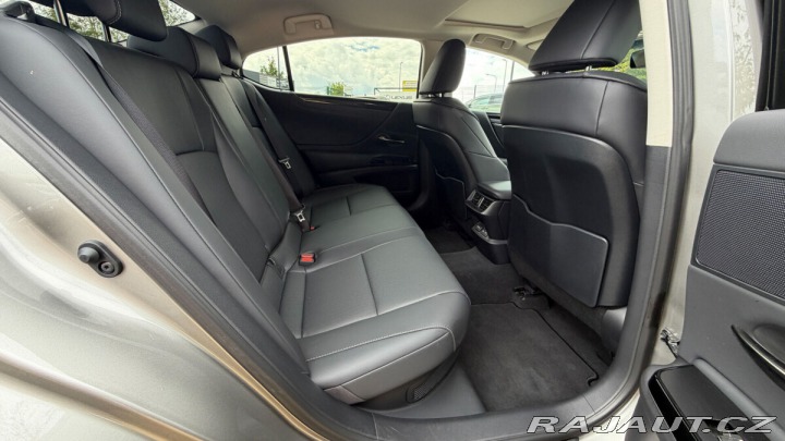 Lexus Ostatní modely ES 300h 300H 2,5 HEV BUSINESS EDI 2025