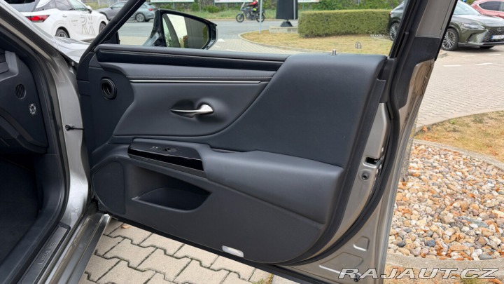 Lexus Ostatní modely ES 300h 300H 2,5 HEV BUSINESS EDI 2025
