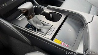 Lexus Ostatní modely ES 300h 300H 2,5 HEV BUSINESS EDI 2025