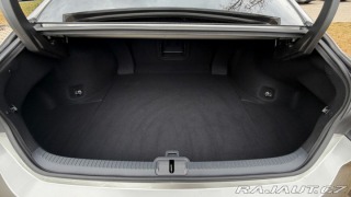 Lexus Ostatní modely ES 300h 300H 2,5 HEV BUSINESS EDI 2025